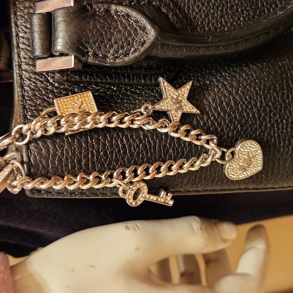 Michael Kors purse - Picture 5 of 10